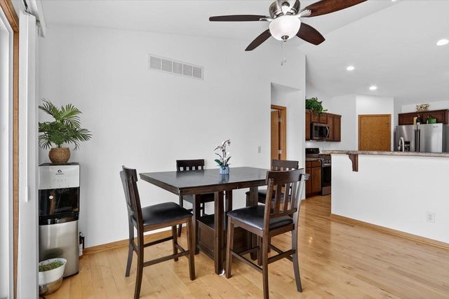 4990 Glacier View Drive, Milton, WI 53563