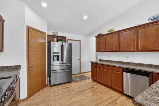 4990 Glacier View Drive, Milton, WI 53563