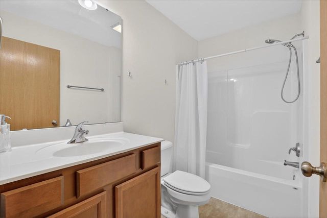 4990 Glacier View Drive, Milton, WI 53563