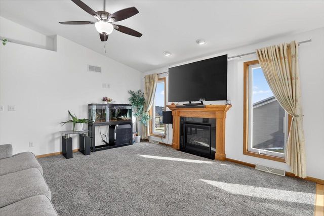 4990 Glacier View Drive, Milton, WI 53563