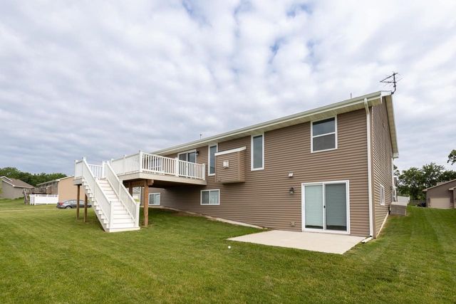 4990 Glacier View Drive, Milton, WI 53563