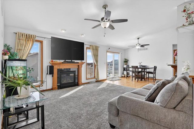 4990 Glacier View Drive, Milton, WI 53563