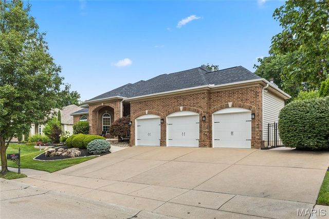 1627 Garden Valley Drive, Wildwood, MO 63038