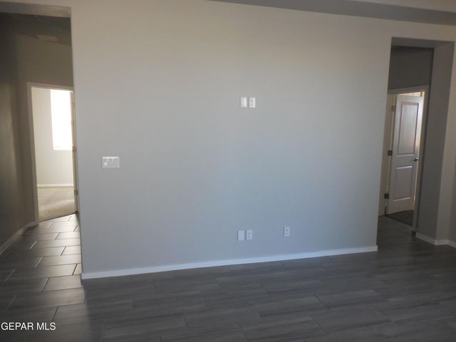 833 Paseo Dulce Avenue, Horizon City, TX 79928