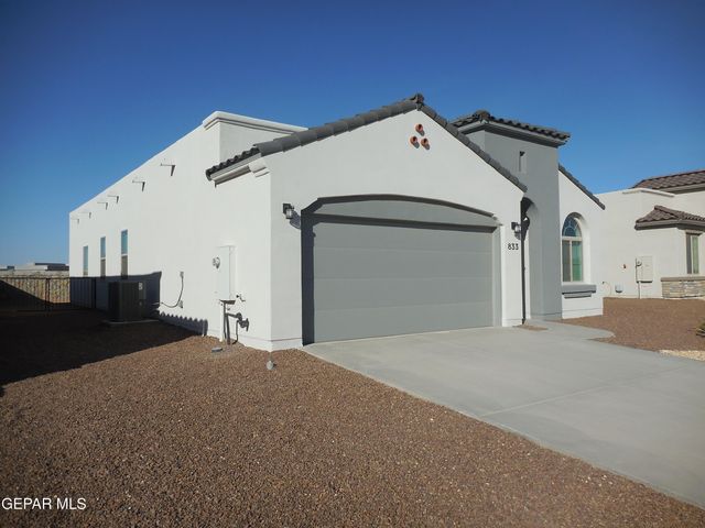 833 Paseo Dulce Avenue, Horizon City, TX 79928