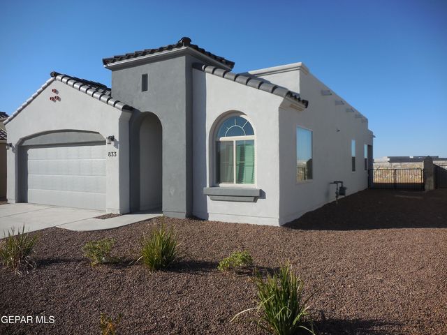 833 Paseo Dulce Avenue, Horizon City, TX 79928
