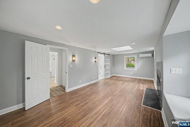 433 Louisa Avenue, Wyckoff, NJ 07481