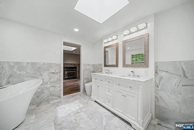 433 Louisa Avenue, Wyckoff, NJ 07481