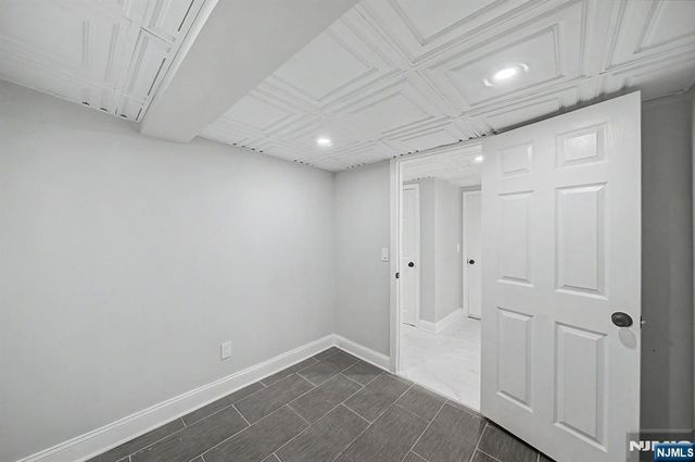 433 Louisa Avenue, Wyckoff, NJ 07481
