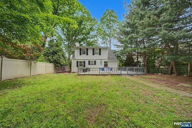 433 Louisa Avenue, Wyckoff, NJ 07481