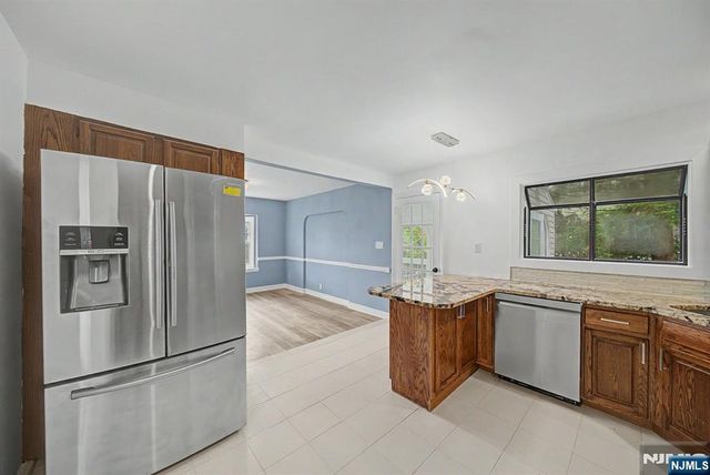 433 Louisa Avenue, Wyckoff, NJ 07481