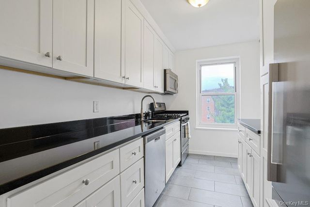 555 Broadway 6E, Hastings-on-hudson, NY 10706