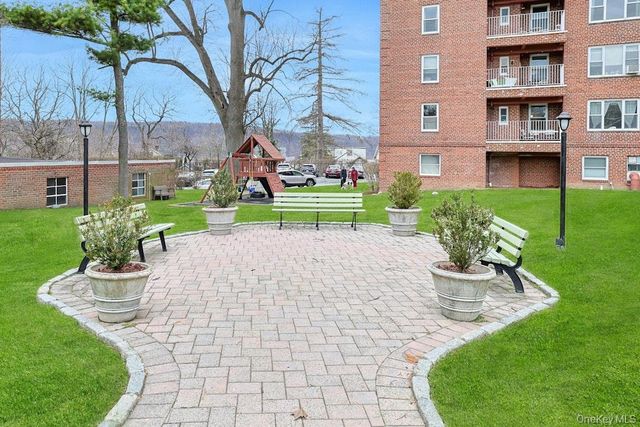 555 Broadway 6E, Hastings-on-hudson, NY 10706