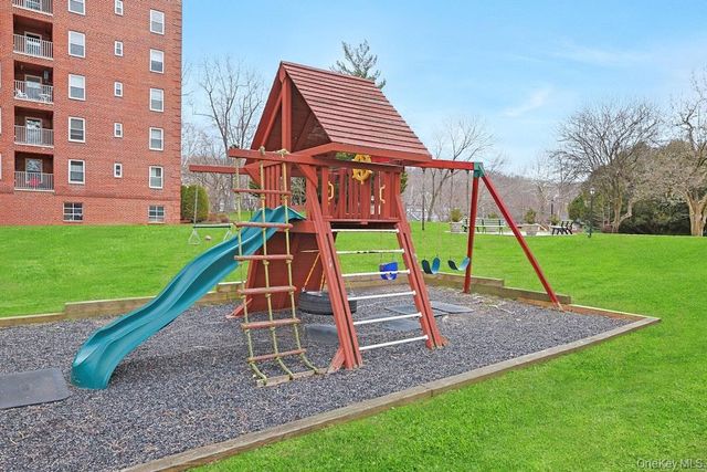 555 Broadway 6E, Hastings-on-hudson, NY 10706