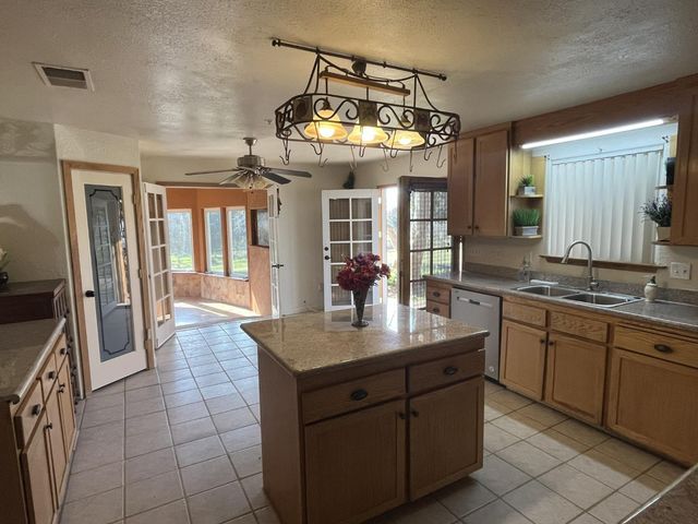330 Elverta Rd, Elverta, CA 95626