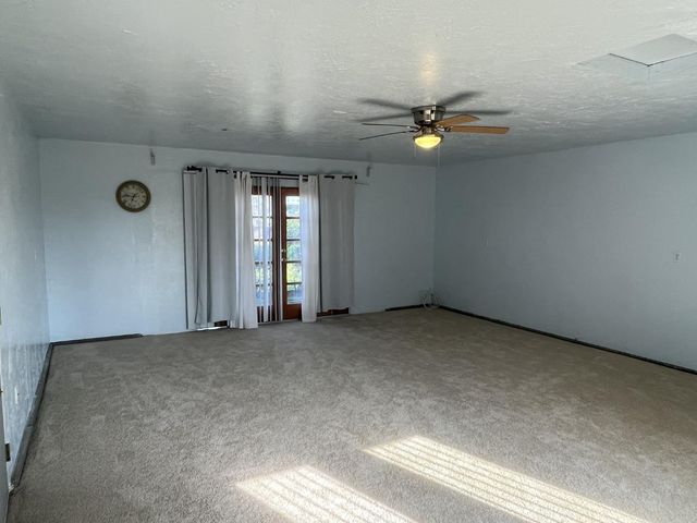 330 Elverta Rd, Elverta, CA 95626