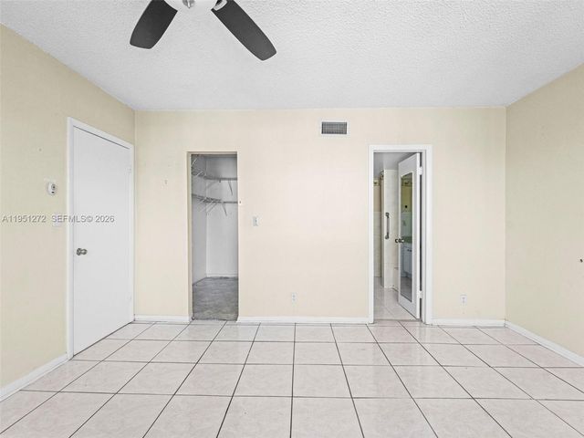 6005 Del Lago Cir 305, Sunrise, FL 33313
