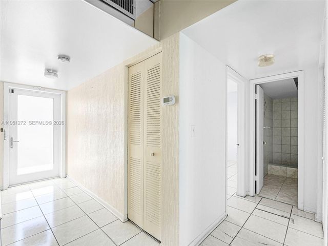 6005 Del Lago Cir 305, Sunrise, FL 33313