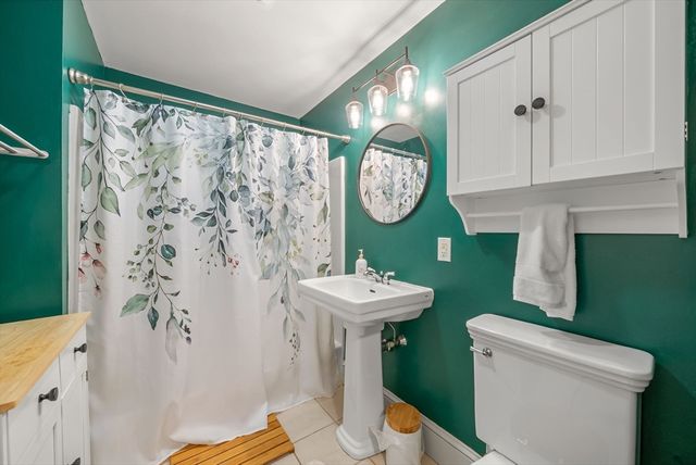 432 Norfolk St 2G, Somerville, MA 02143