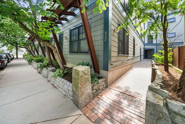 432 Norfolk St 2G, Somerville, MA 02143