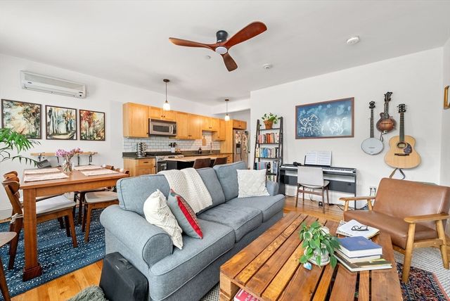 432 Norfolk St 2G, Somerville, MA 02143