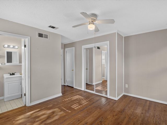 8133 Cavalier Circle, Dallas, TX 75227