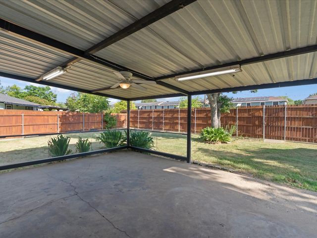 8133 Cavalier Circle, Dallas, TX 75227