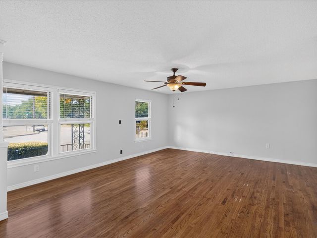 8133 Cavalier Circle, Dallas, TX 75227