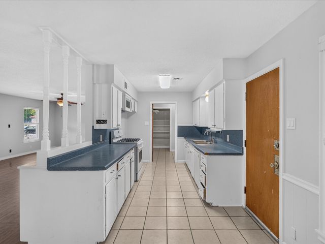 8133 Cavalier Circle, Dallas, TX 75227