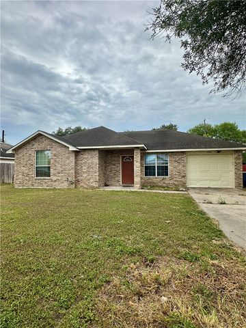 1303 E Hancock St, Beeville, TX 78102