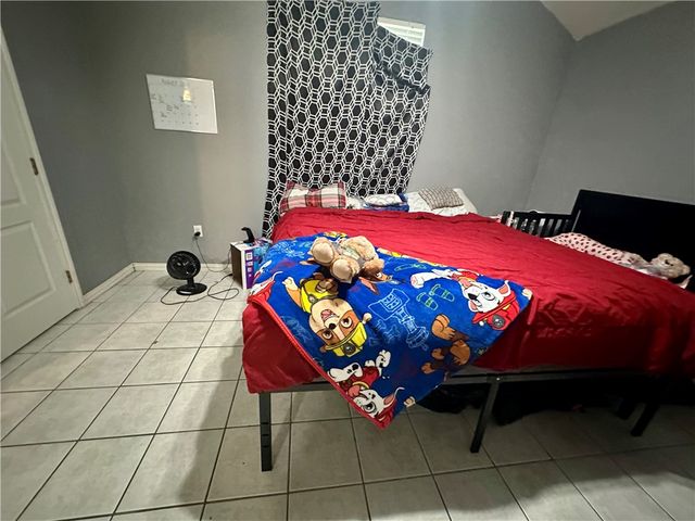 1303 E Hancock St, Beeville, TX 78102