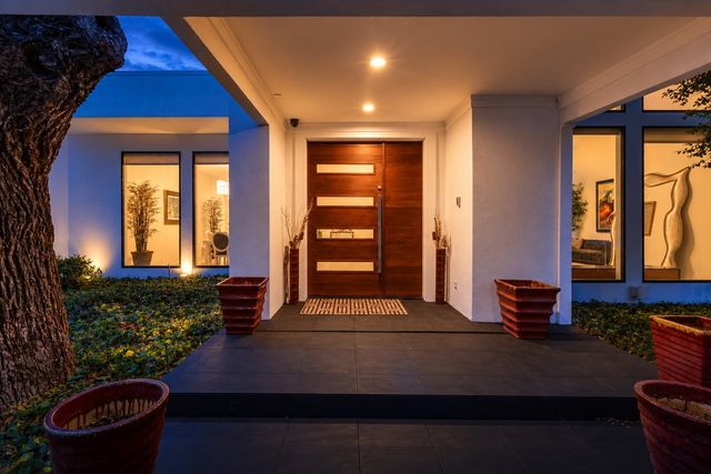 6321 Spring Valley Road, Dallas, TX 75254