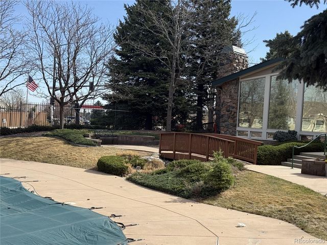 8389 Pebble Creek Way 101, Highlands Ranch, CO 80126