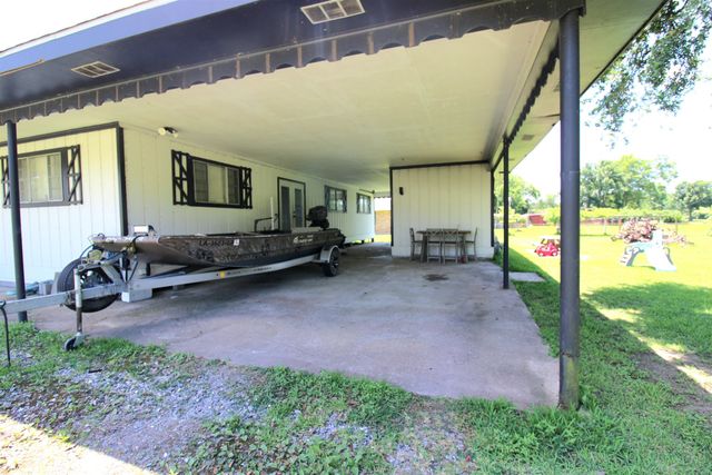 1128 Highway 665, Montegut, LA 70377