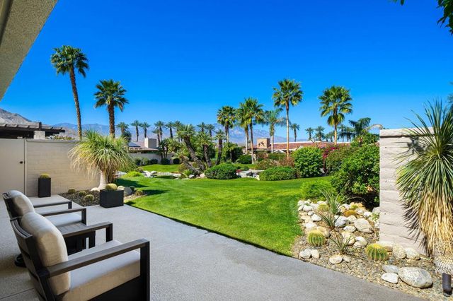14 Creekside Drive, Rancho Mirage, CA 92270