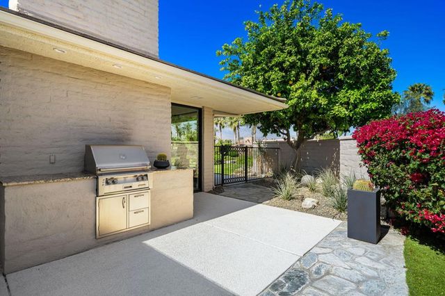 14 Creekside Drive, Rancho Mirage, CA 92270