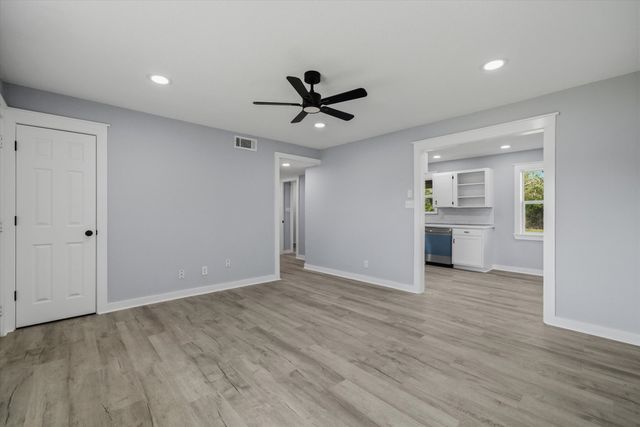 168 Vz County Road 1830, Grand Saline, TX 75140