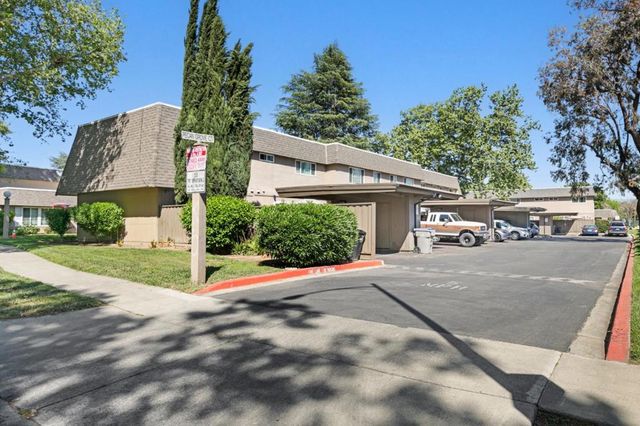 211 Pecan Grove Court, San Jose, CA 95123