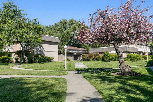 211 Pecan Grove Court, San Jose, CA 95123