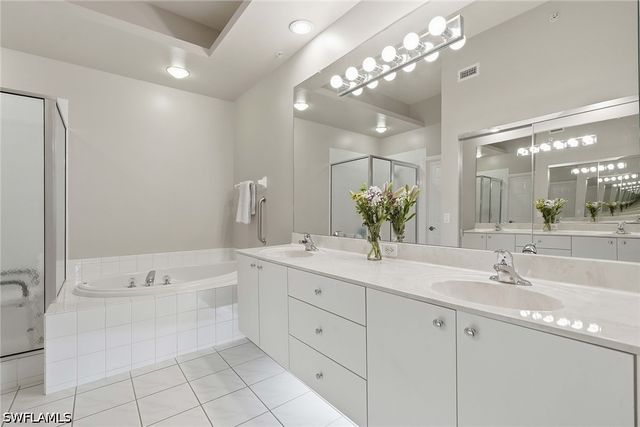 14515 Grey Fox Run 119, Naples, FL 34110