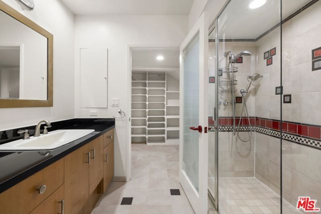 2370 Nichols Canyon Road, Los Angeles, CA 90046
