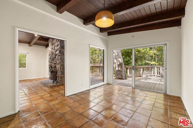 2370 Nichols Canyon Road, Los Angeles, CA 90046