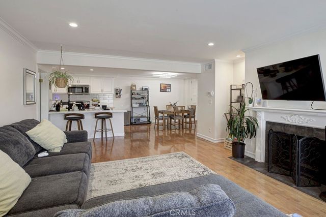 5334 Lindley, Los Angeles, CA 91316