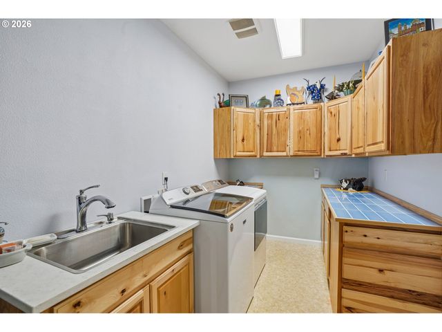 7406 Ne 228TH St, Battle Ground, WA 98604