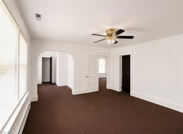 202 Hough AVE, Norfolk, VA 23523