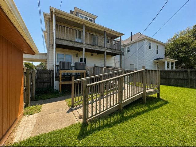 202 Hough AVE, Norfolk, VA 23523