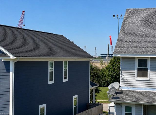 202 Hough AVE, Norfolk, VA 23523
