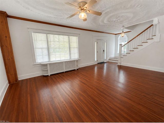 202 Hough AVE, Norfolk, VA 23523