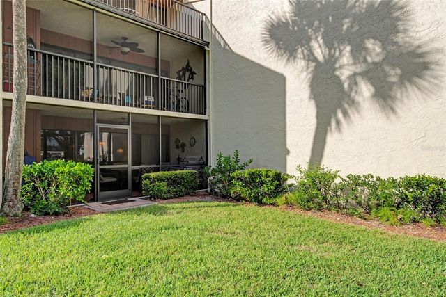 1800 COVE II PLACE 213, Sarasota, FL 34242