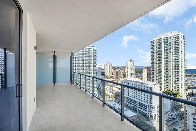 275 1ST AVENUE S 2304, St Petersburg, FL 33701